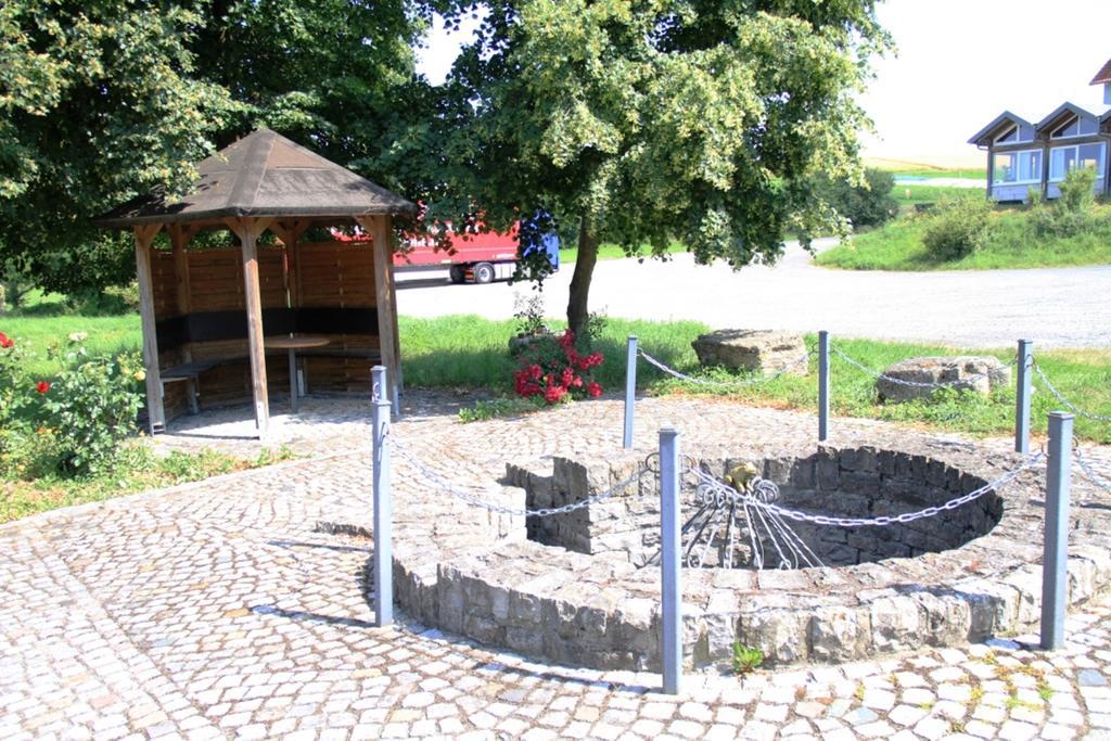 Landgasthof Frankentor Wasserlosen エクステリア 写真