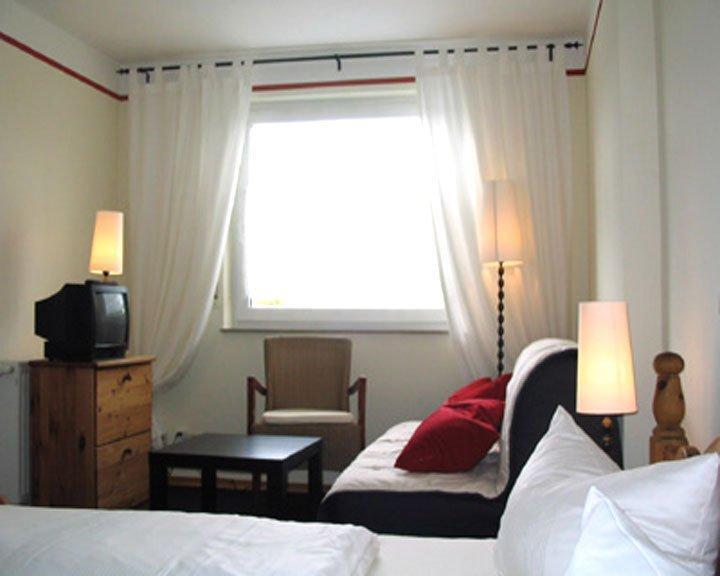 Landgasthof Frankentor Wasserlosen 部屋 写真